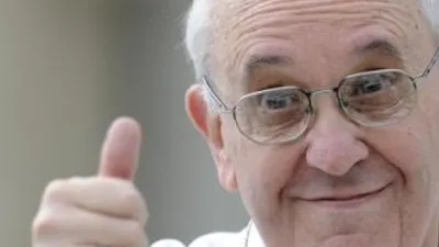 Papa'dan kadınlara kürtaj affı !