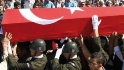 Şehidin kardeşlerine üzüntü tazminatı yok