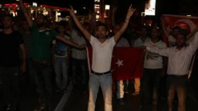 Türkiye ayağa kalktı ! Vatandaşın şehit tepkisi büyüyor..