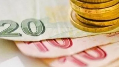 Vatandaş kredisini ödeyemiyor ! Takibe düşme artıyor..