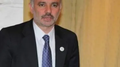Suçu yine başkasına attı !