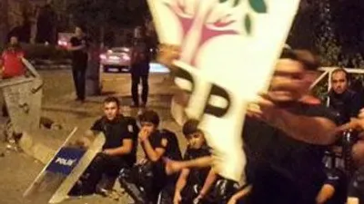 Ülkü Ocakları'ndan protesto açıkalaması