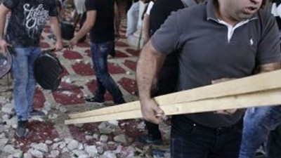 İsrail'den Mescid-i Aksa'ya baskın !