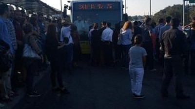 İstanbullunun metrobüs isyanı !