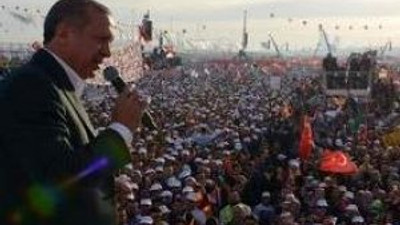 Devletin zirvesi Teröre Karşı Tek Ses mitinginde