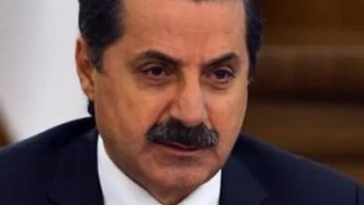 Eski Bakan'ın uçağı geri döndü !