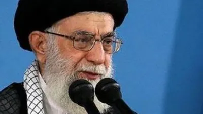İran'ın dini liderinden ABD yasağı