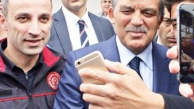 Abdullah Gül öyle bir geliyor ki..