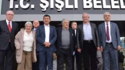 Saraysız Başkan Mujica, Şişli’de