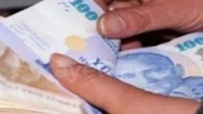 Sahte savcıya 14 bin 700 TL kaptırdı