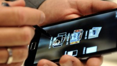 Samsung bombayı patlatıyor !