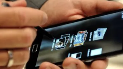 Samsung bombayı patlatıyor !