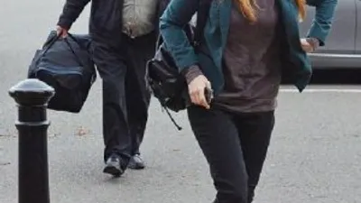 Takma penisiyle ilişkiye girdi !