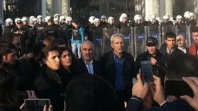 Üniversitede Sebahat Tuncel gerginliği !