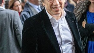 Dünya basını Can Dündar'ın tutuklanmasını nasıl gördü ?
