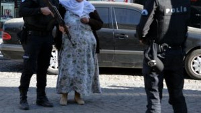 Polislerle hatıra fotoğrafı çekildi