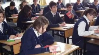 Eğitim sisteminde işler yine değişti