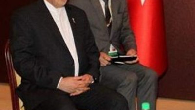 İran'la bayrak ve sandalye krizi !