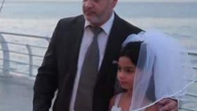 Çocuk gelin görseniz ne yaparsınız ?