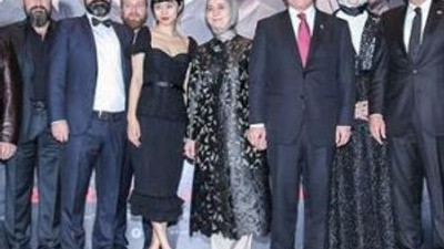 Davutoğlu ''Ertuğrul 1980'' filminin galasına...