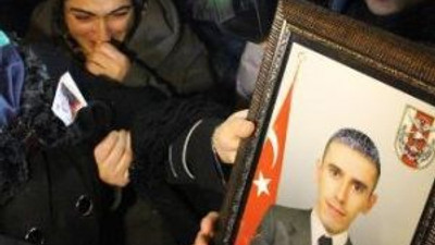 Şehit eşinden yürek yakan ağıt
