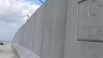 Yayladağı sınırına duvar örülüyor