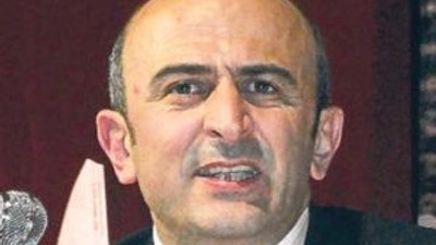 Memura cuma namazı izninin iptali için başvurdu