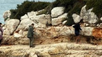 Umuda yolculukta bottan attılar