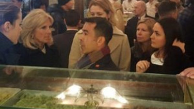 Obama'ya baklava götürdü