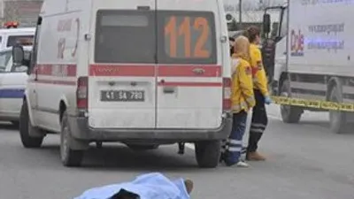Motosiklet sürücünün başı koptu