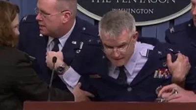 Amerikalı general böyle bayıldı