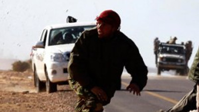 IŞİD Başika kampına saldırıdı, bozguna uğradı