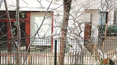Cihangir'de kriz yaratan kümes