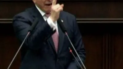 Davutoğlu'ndan çok sert sözler