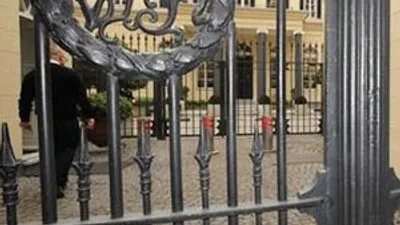 O ülkenin İstanbul Başkonsolosluğu kapatıldı !