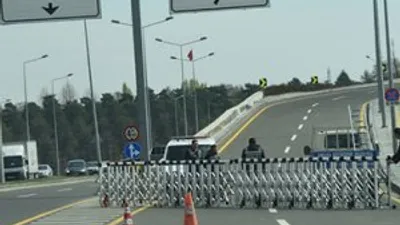 Saray'ın tüm yolları kapatıldı
