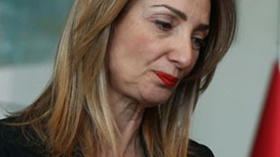 Aylin Nazlıaka'ya büyük şok !