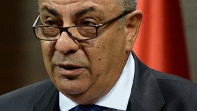 Tuğrul Türkeş de bıyık bıraktı