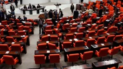 Dokunulmazlık teklifinin 1. ve 2. maddeleri kabul edildi