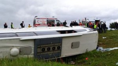 Yozgat'ta otobüs devrildi ! Ölü ve yaralı var