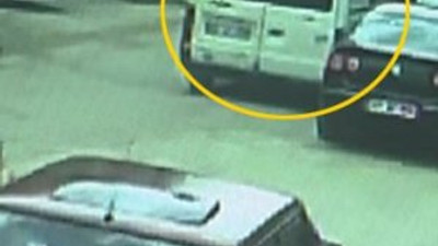 Muş’ta ele geçirilen bomba yüklü minibüsün görüntüleri