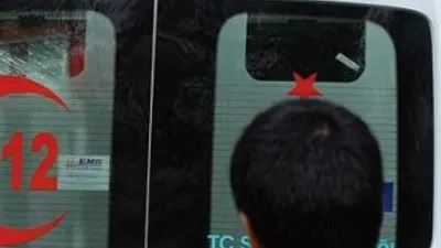 Namaz kılarken kendini vurdu !