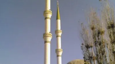Cami minaresinde ölü bulundu !