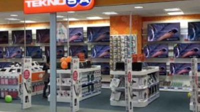 Teknosa 76 şubesini kapatıyor
