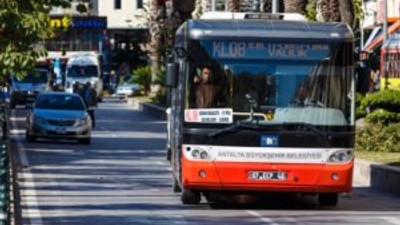 Antalya’da demokrasi nöbetine ulaşım desteği