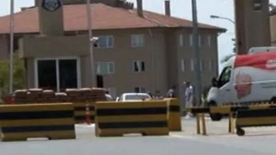 Harp Akademileri lojmanlarında 44 askere gözaltı
