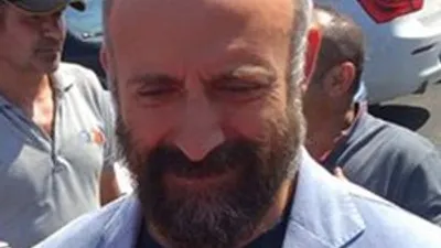 Yenikapı'ya Halit Ergenç ve eşi de geldi