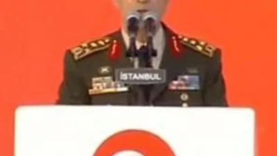 Askeri vesayeti böyle mi kaldıracağız ?