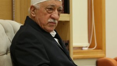 Gülen'e uluslararası abluka