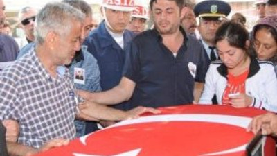 Şehit babasının feryatları yürekleri dağladı